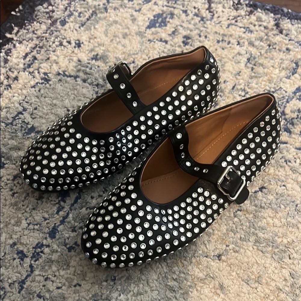 Women’s Black Studded Shoes